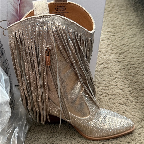 Jessica Simpson Metallic Champagne Fringe Ankle Boots - Picture 3 of 5